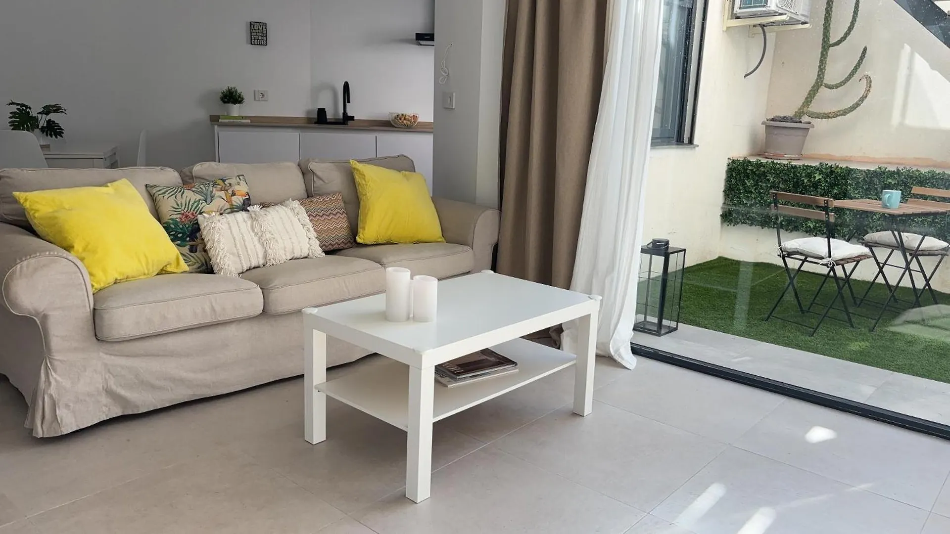 Casa Paz En Benajarafe Apartment